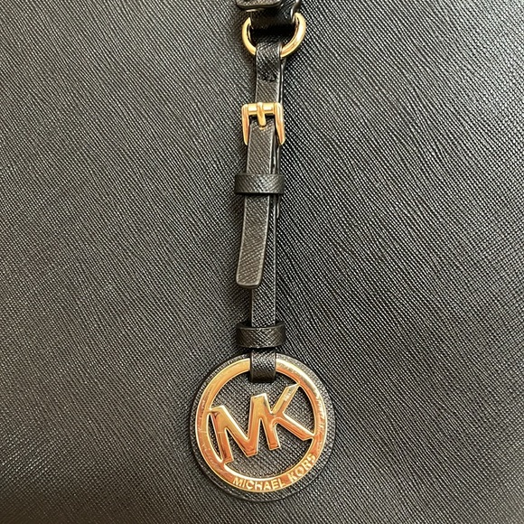 Michael Kors Black Large Travel Tote Bag - Picture 2 of 12